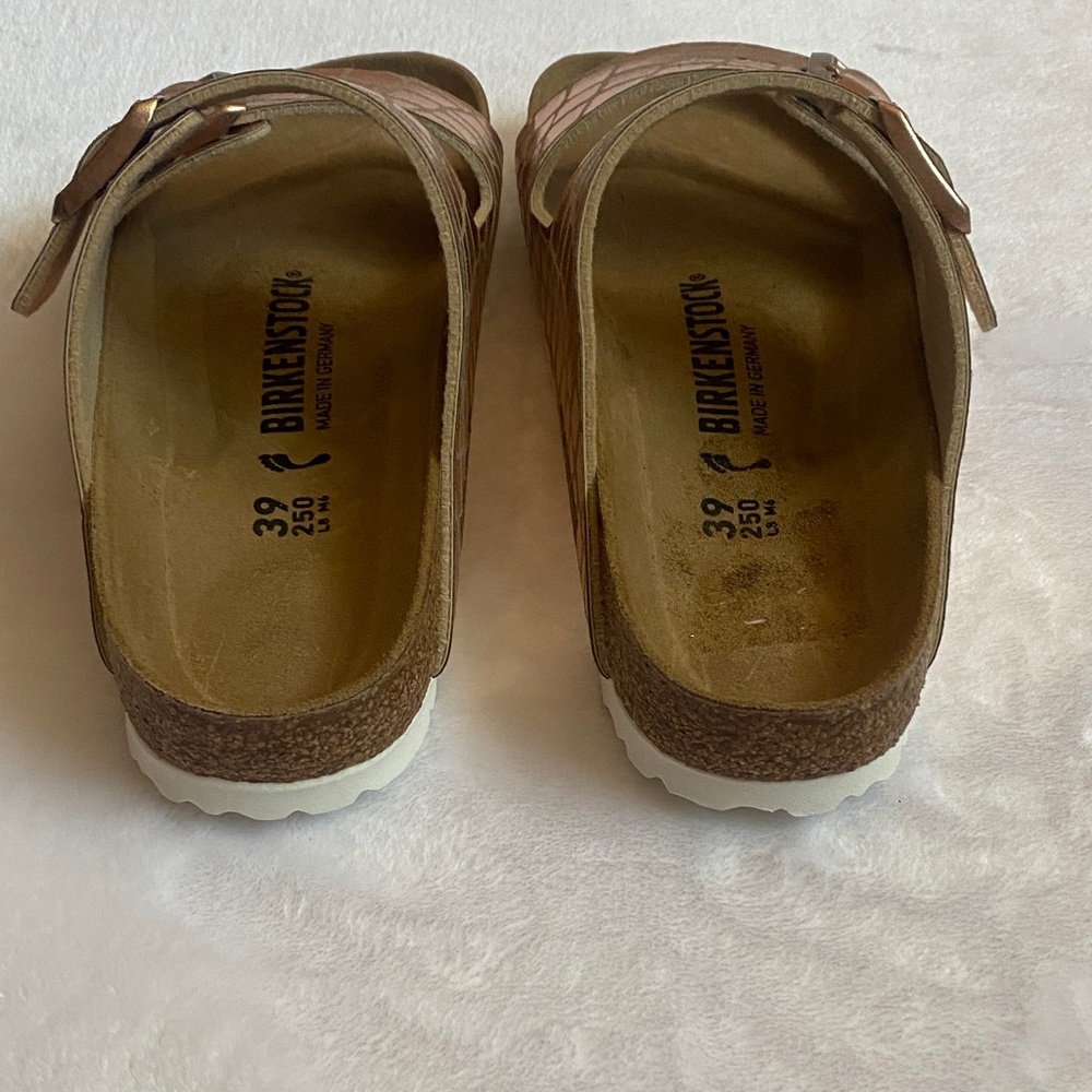 Birkenstock Women Metallic Copper Sandals - Picture 3 of 7